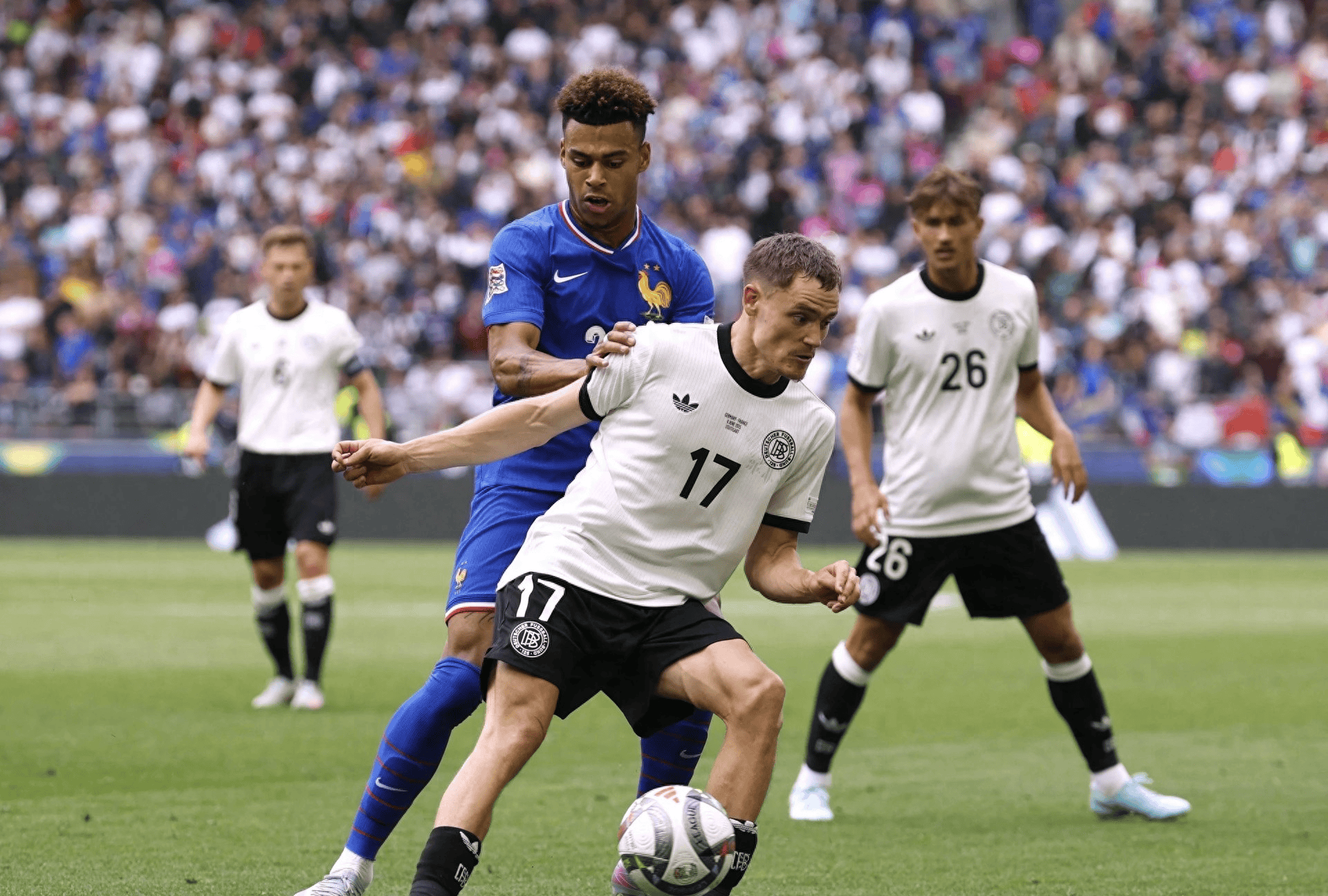 德国队表现不俗，取得男子双打比赛亚军